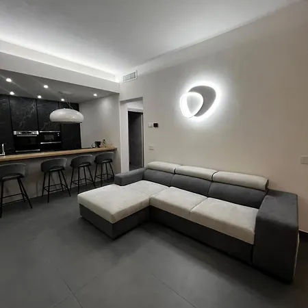 Residenza Dum Dum 公寓 罗镇
